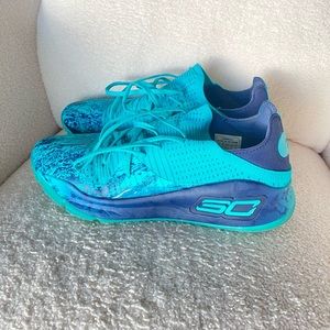 Under Armour Curry 4 Low ‘Bowling’ Sample